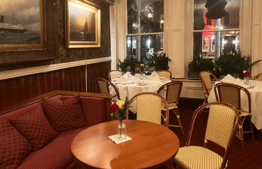 The American Hotel