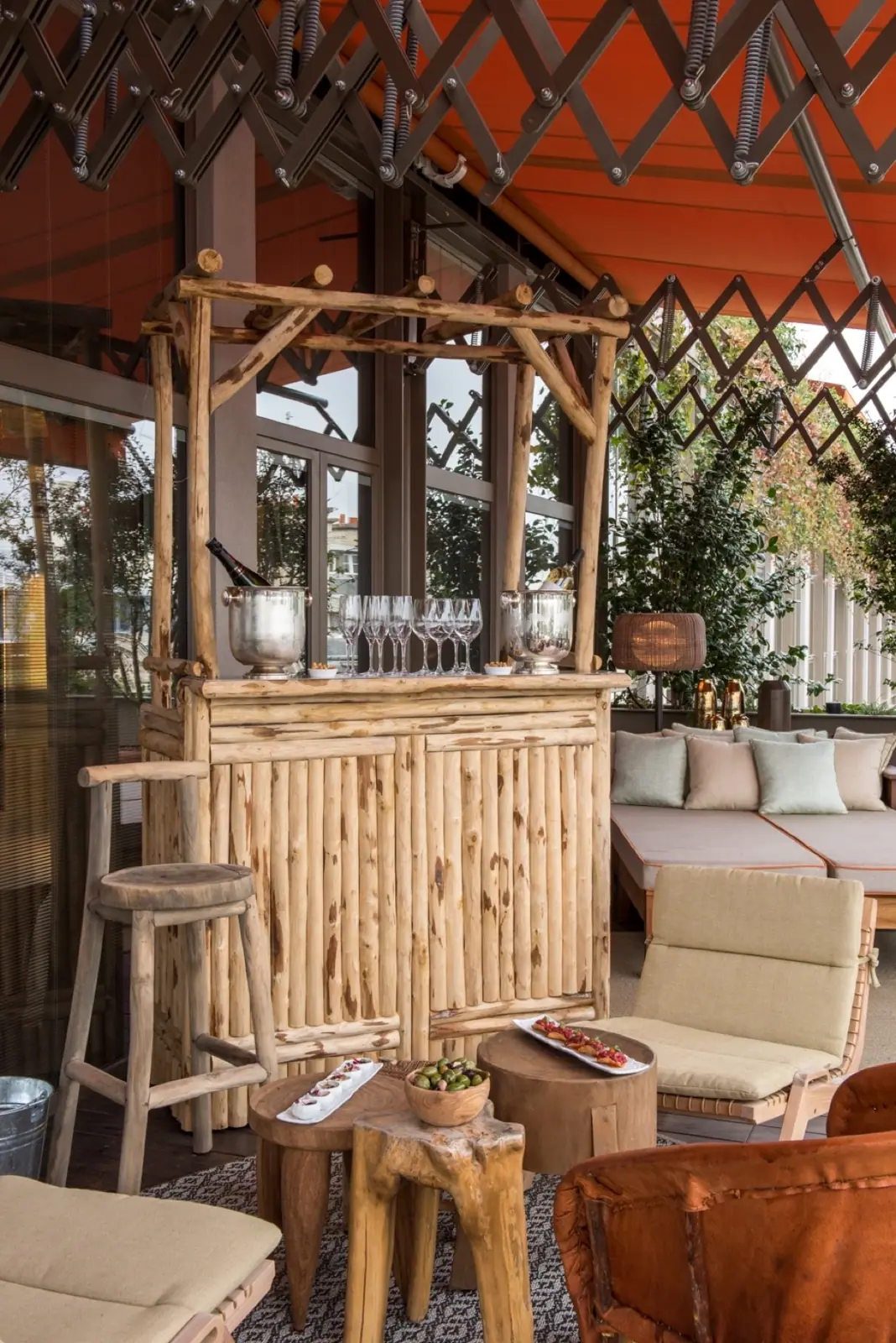 Brach · First Floor Bar