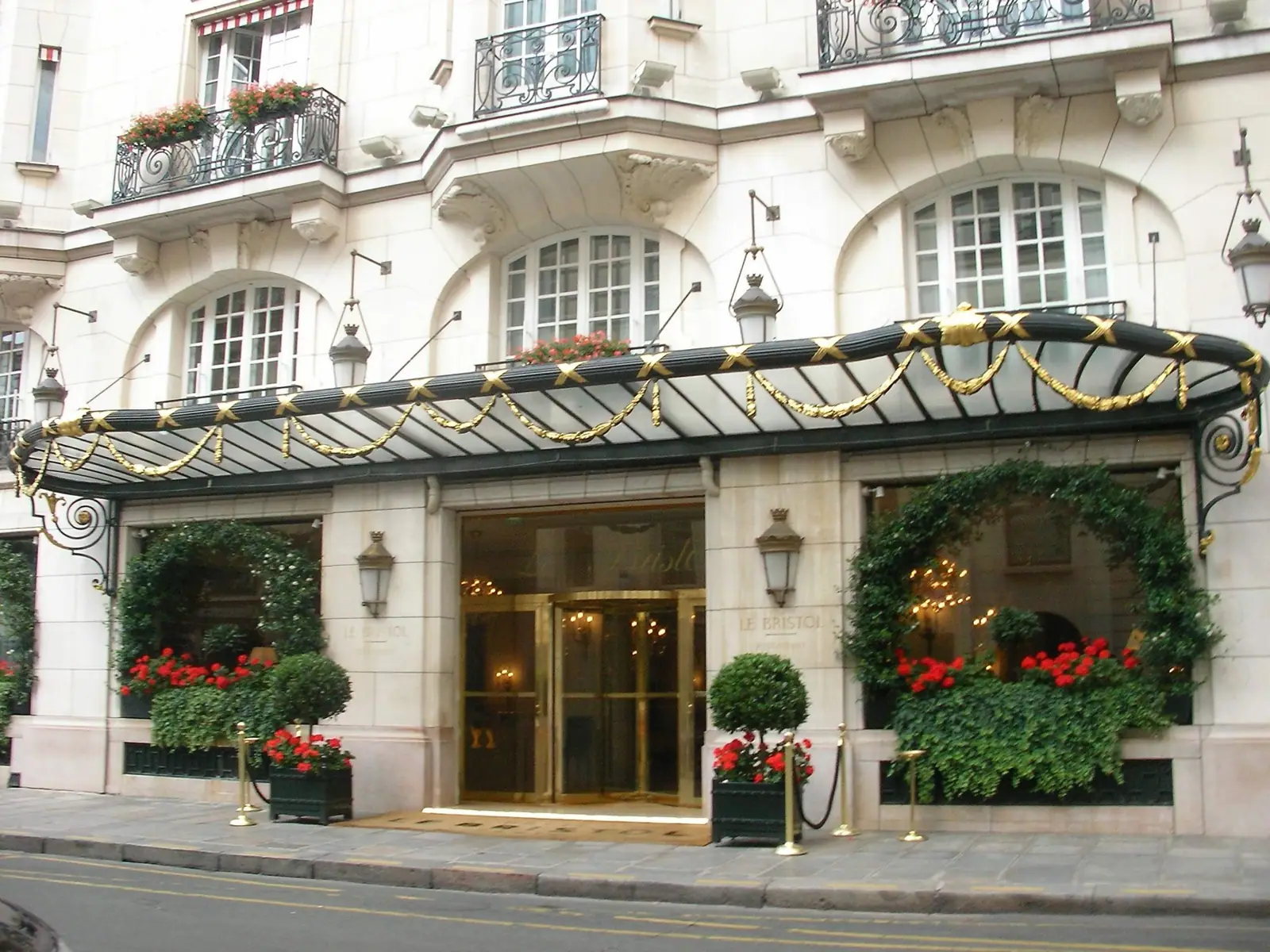 Le Bristol Paris