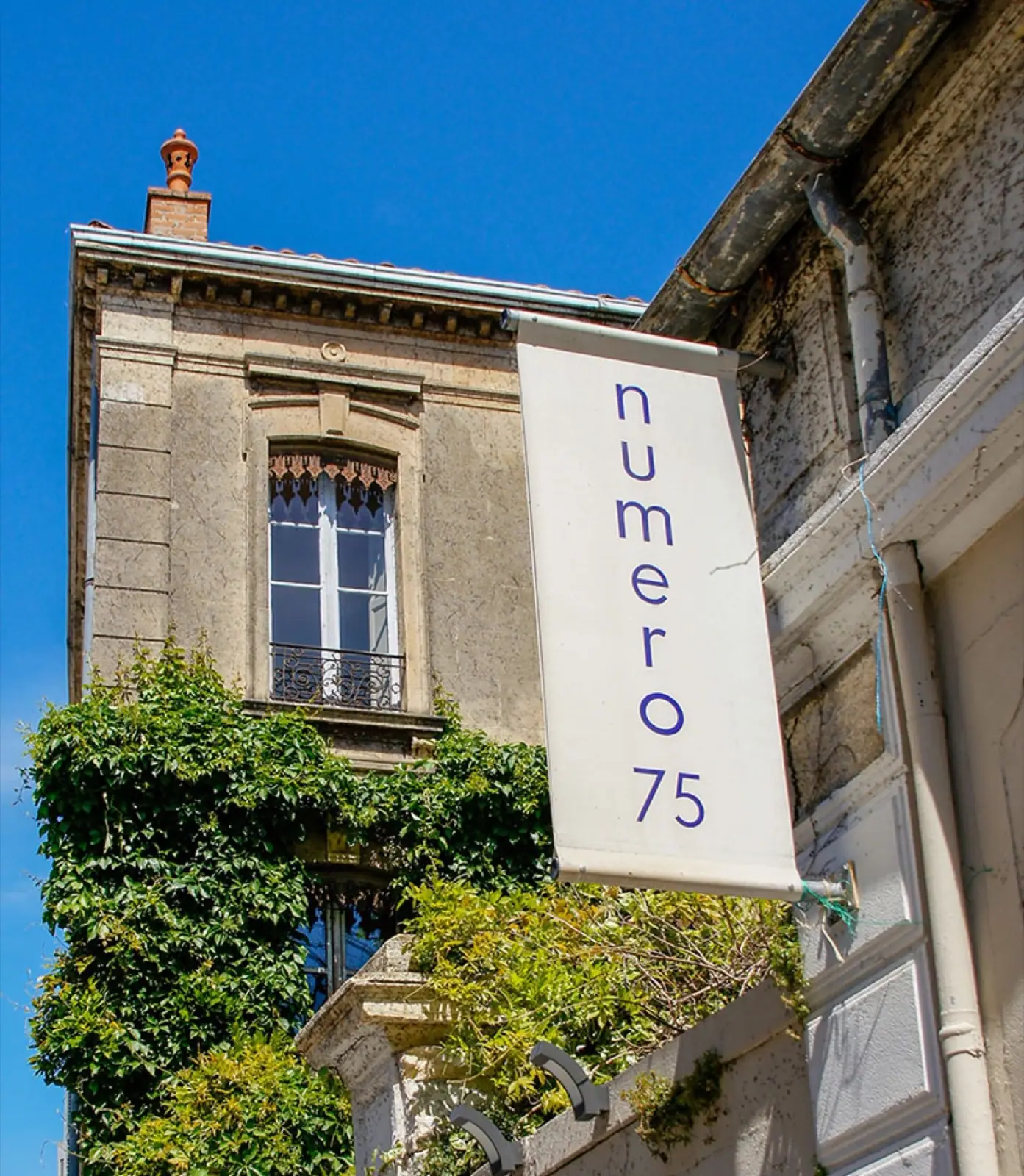 Numéro 75