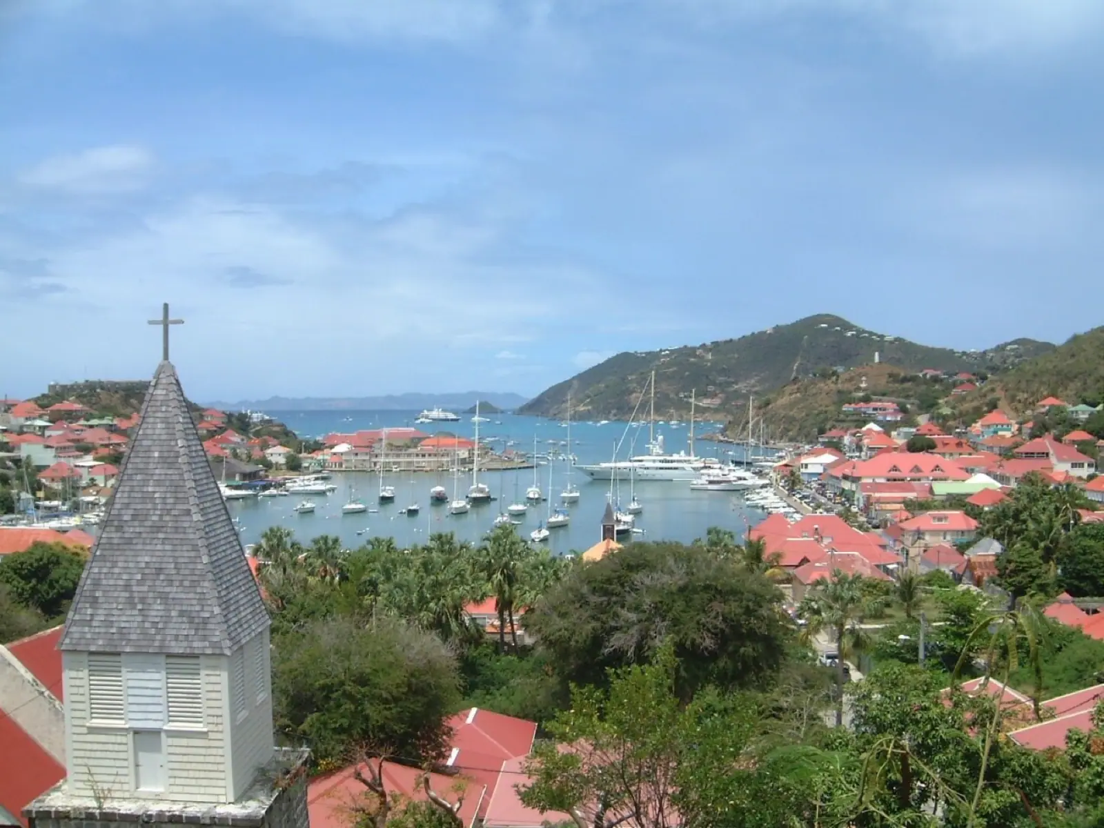 Fouquet's Saint-Barth — A Left Bank Name Moves Onto a Caribbean Hilltop